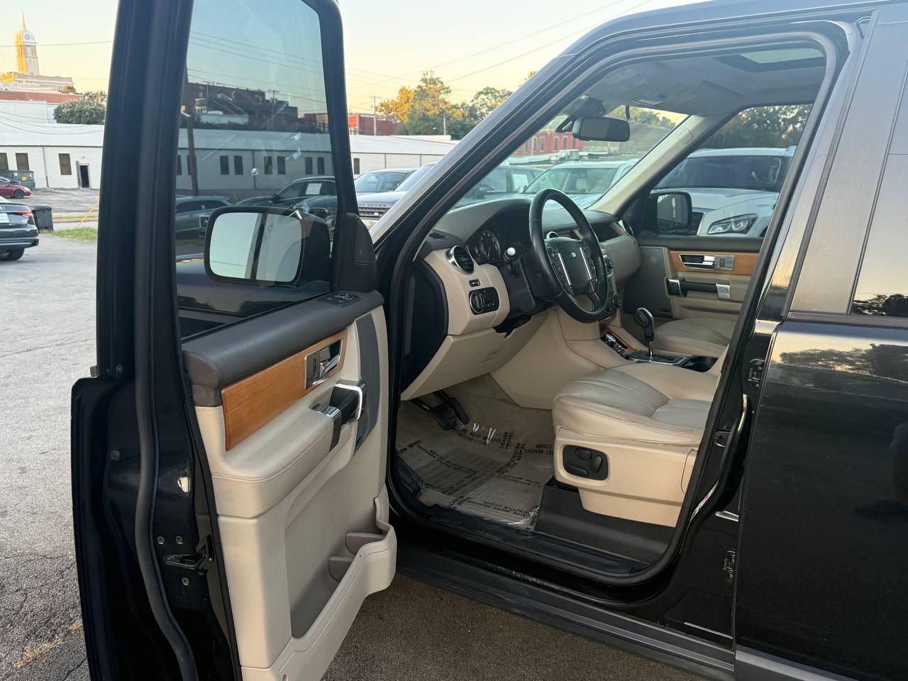 Land Rover LR4 HSE 2013