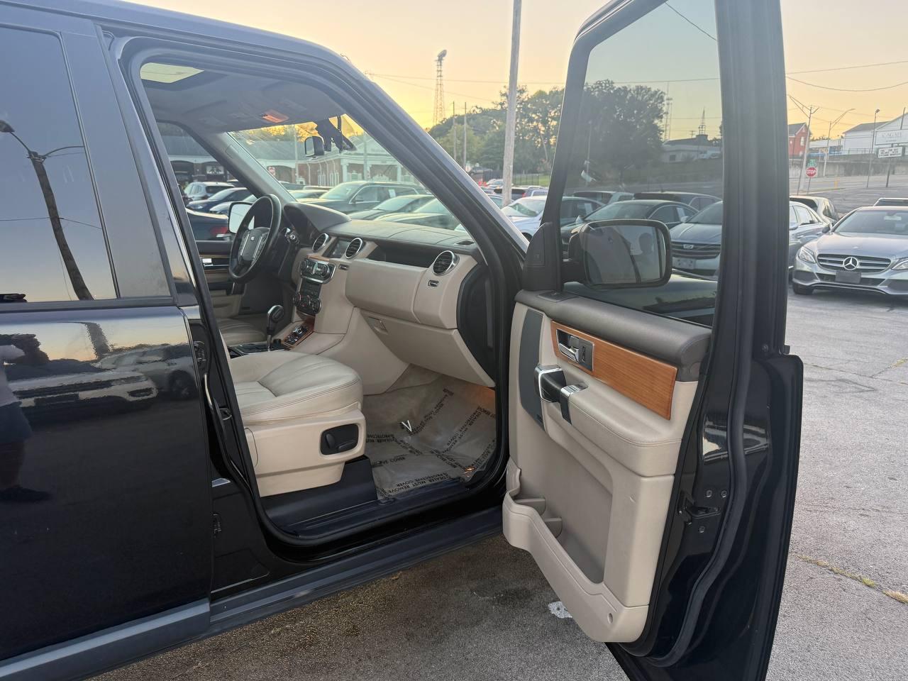 Land Rover LR4 HSE 2013