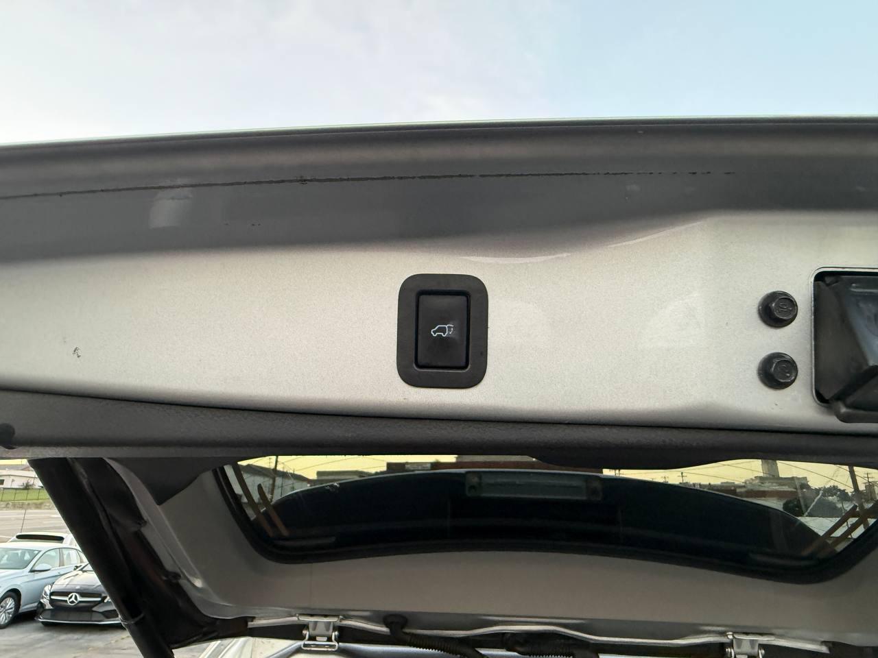 Toyota Highlander XLE AWD V6 2017