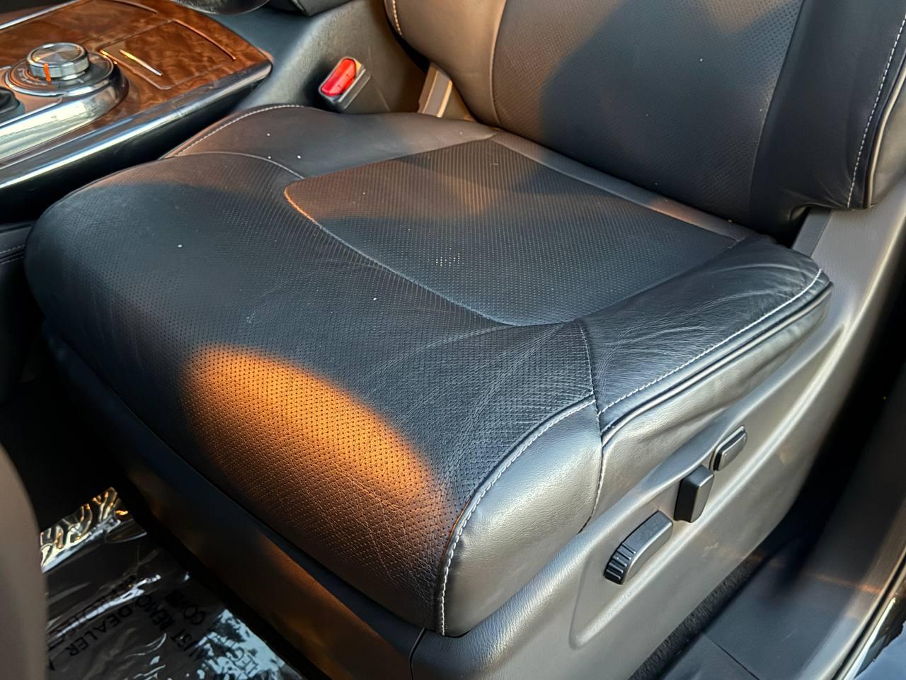 Infiniti QX80 LUXE 2019