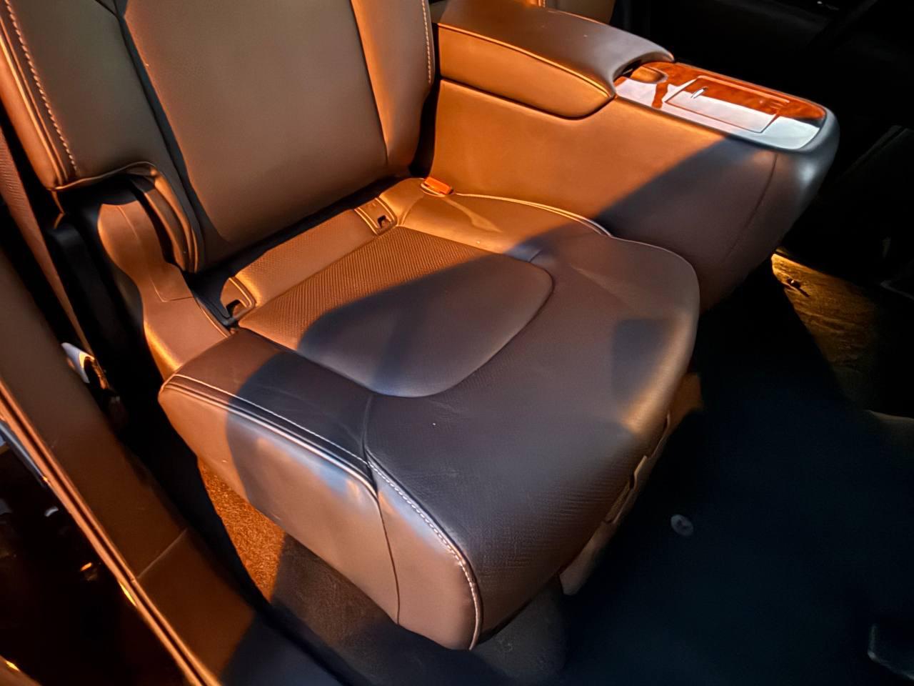 Infiniti QX80 LUXE 2019