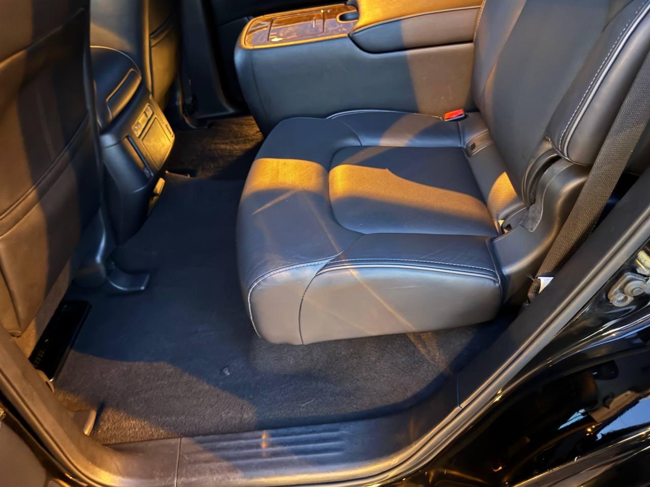 Infiniti QX80 LUXE 2019