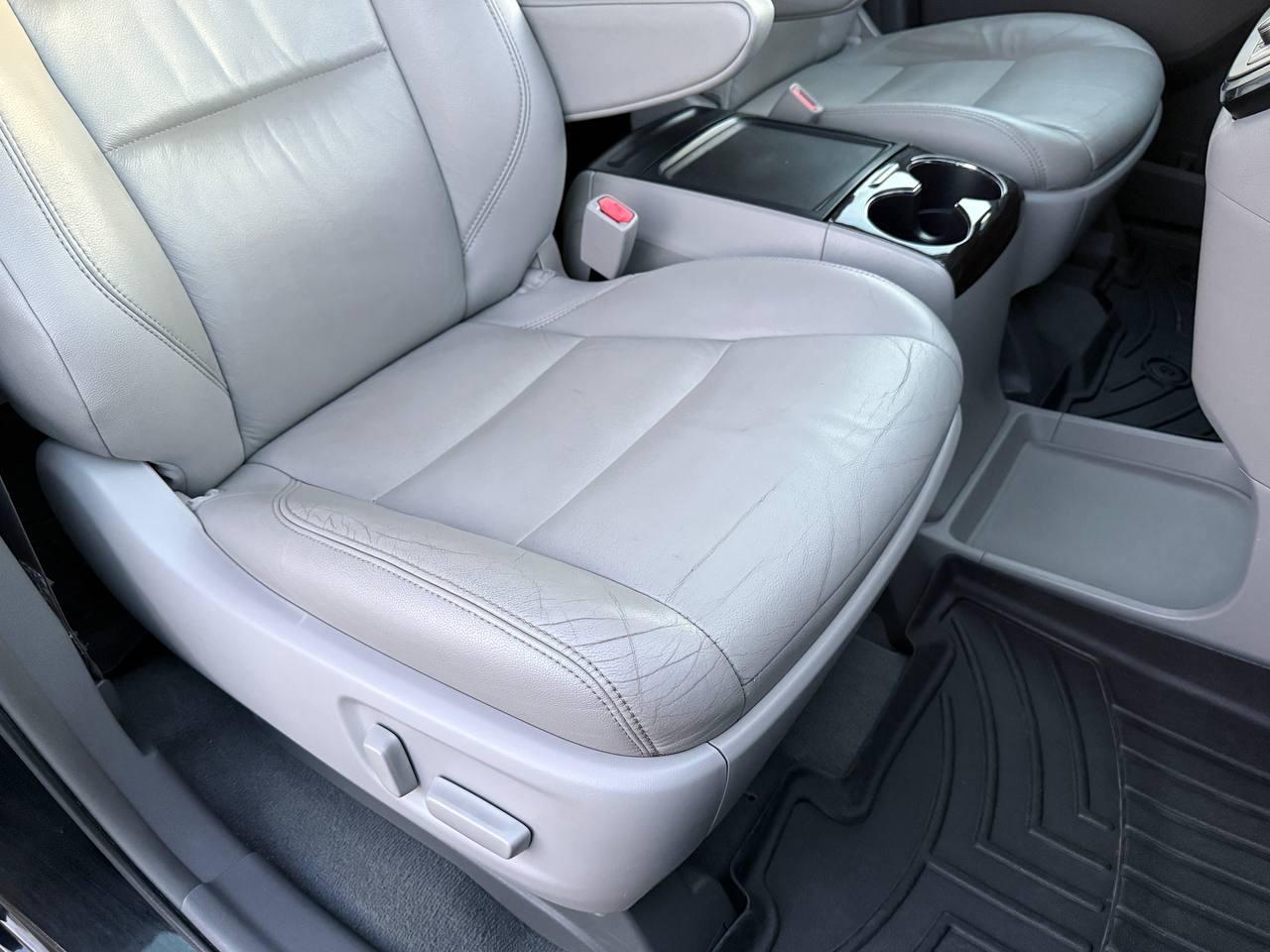 Toyota Sienna Limited Premium 7-Passenger 2019