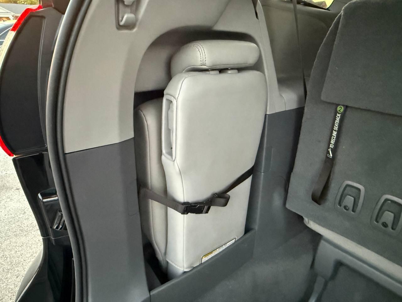Toyota Sienna Limited Premium 7-Passenger 2019