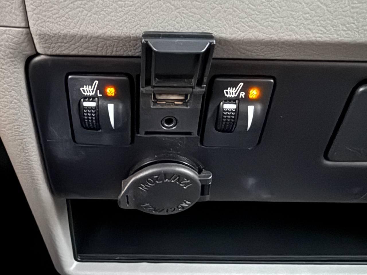 Toyota Sienna Limited Premium 7-Passenger 2019