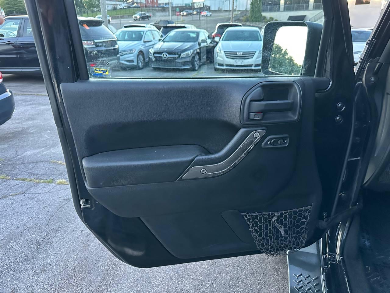 Jeep Wrangler Unlimited Sport 4WD 2013