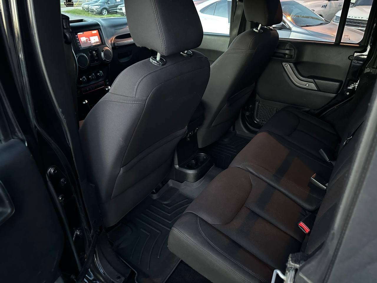 Jeep Wrangler Unlimited Sport 4WD 2013