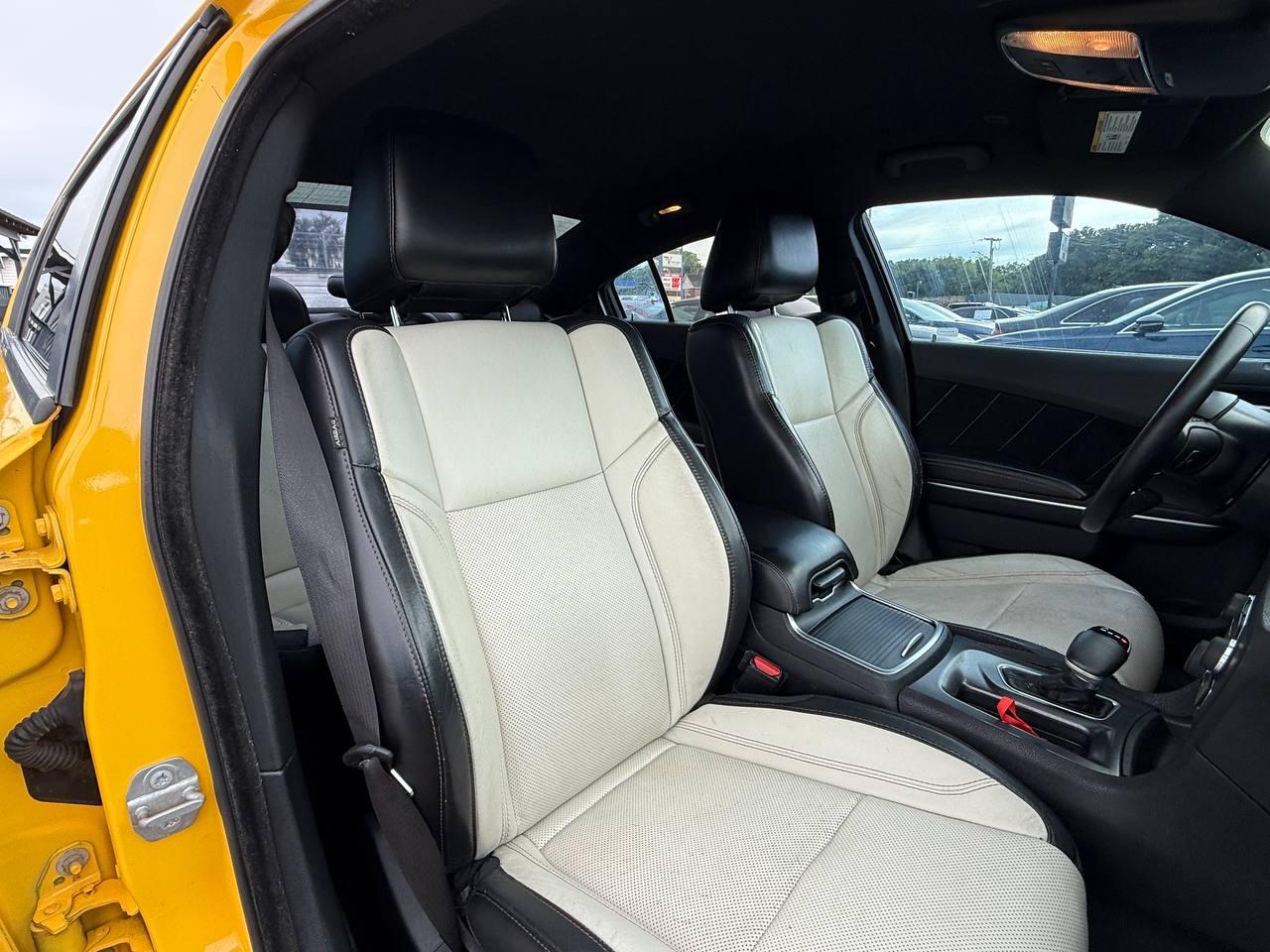 Dodge Charger SXT Plus 2018
