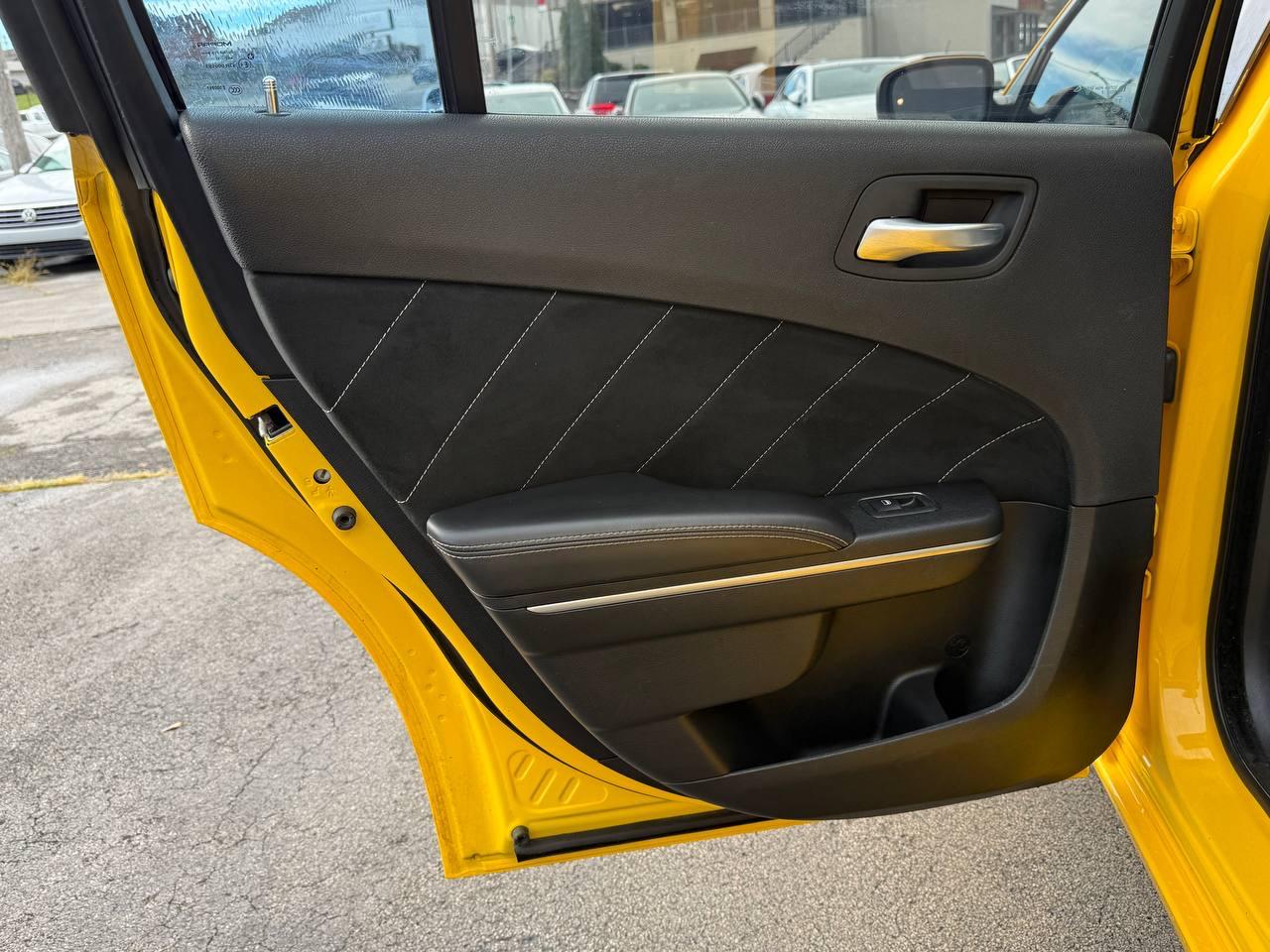 Dodge Charger SXT Plus 2018