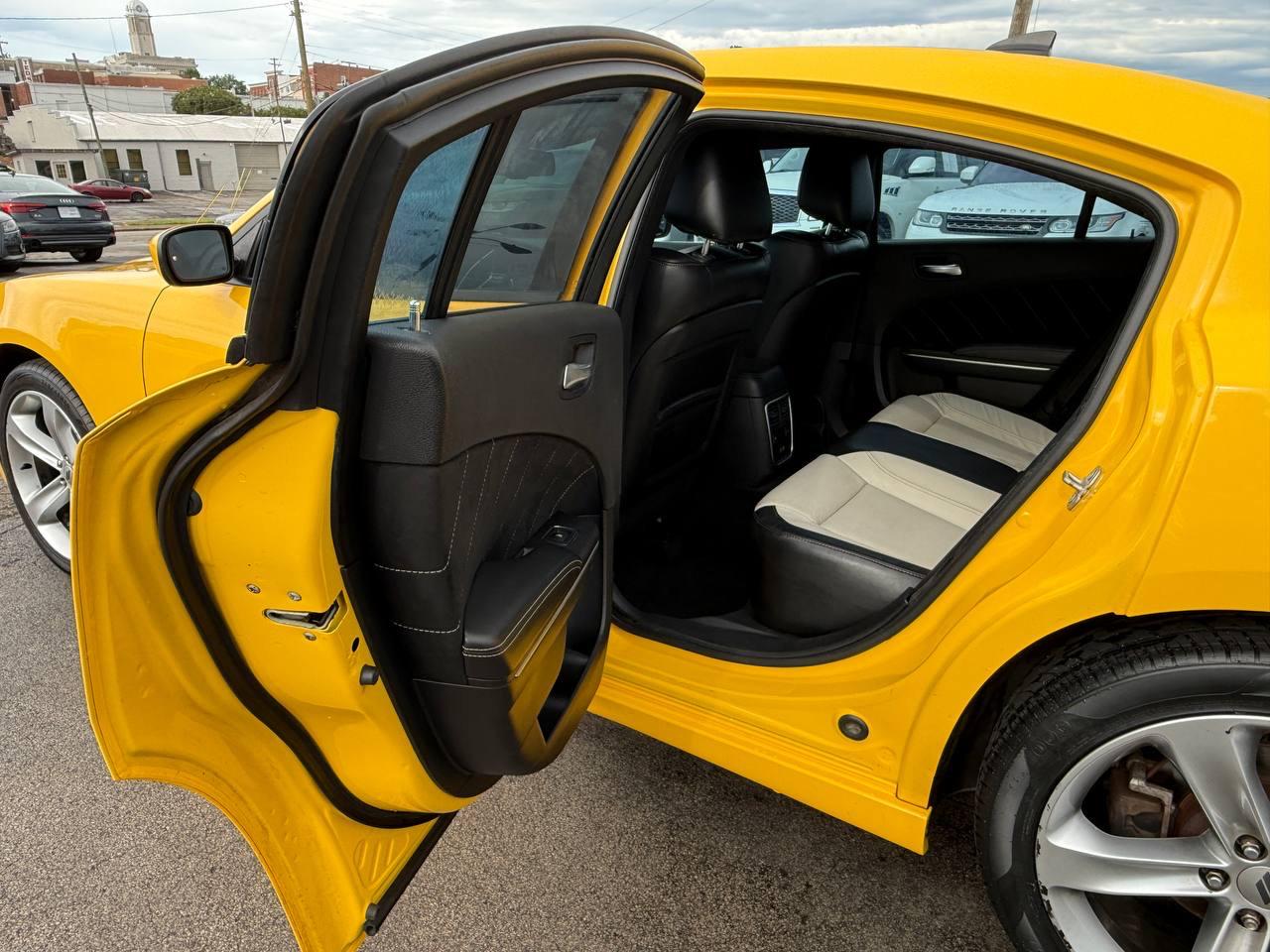 Dodge Charger SXT Plus 2018