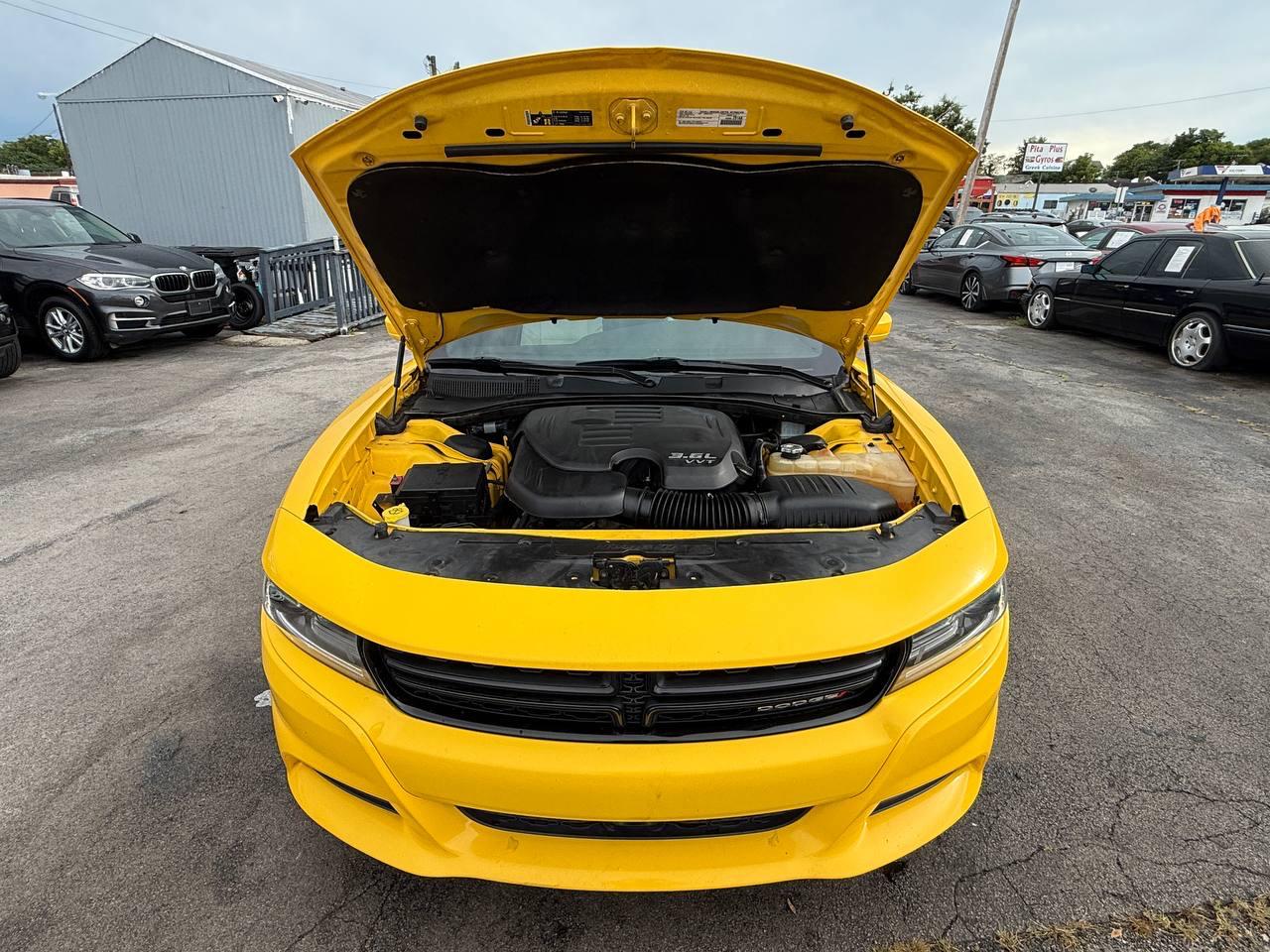 Dodge Charger SXT Plus 2018