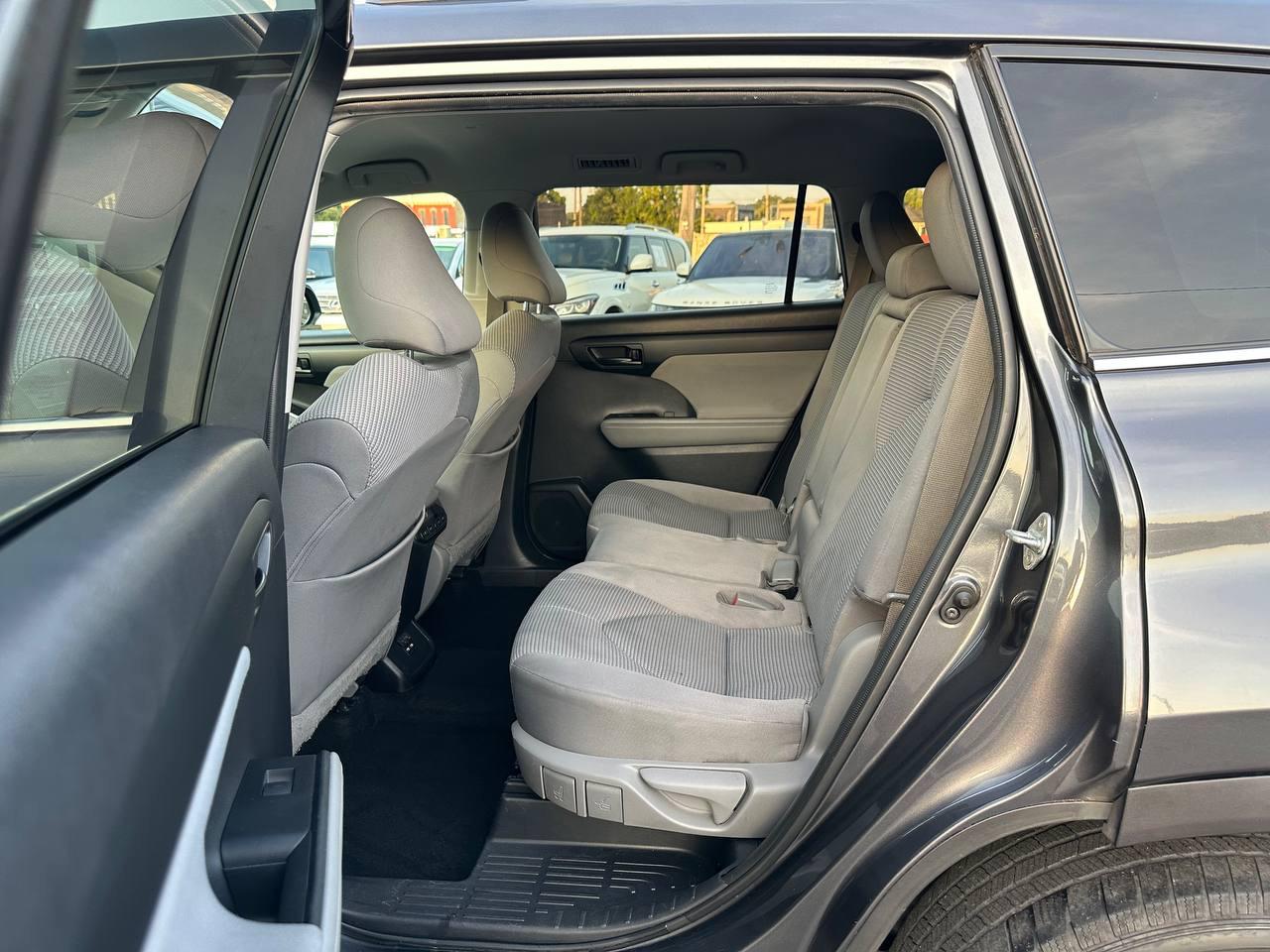 Toyota Highlander L AWD V6 2020