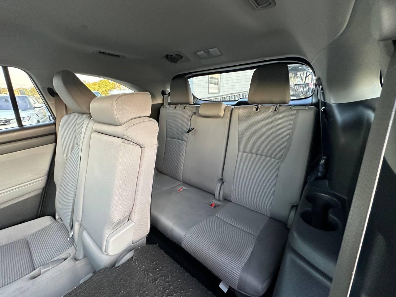 Toyota Highlander L AWD V6 2020