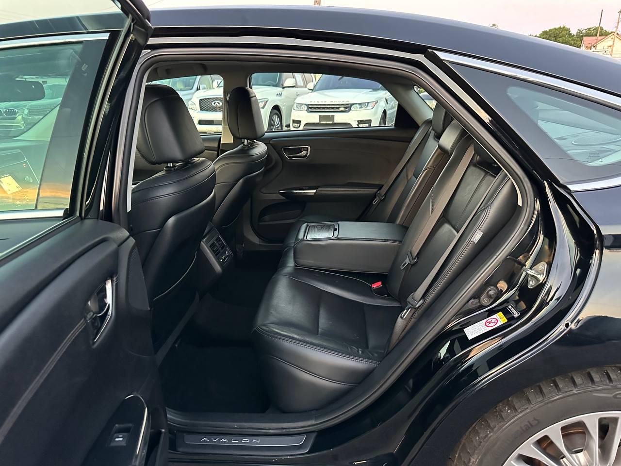 Toyota Avalon Limited 2016