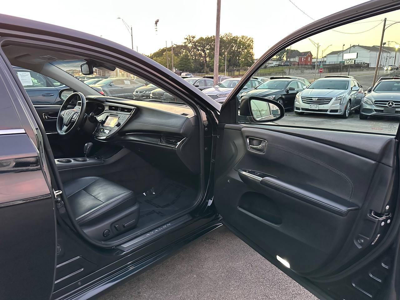 Toyota Avalon Limited 2016