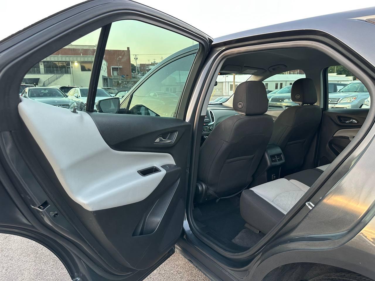 Chevrolet Equinox LS 2WD 2021