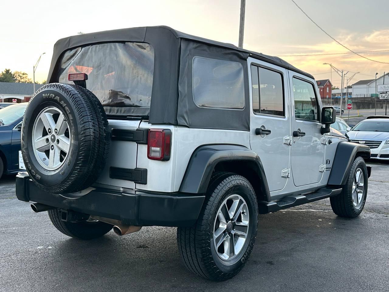 Jeep Wrangler Unlimited X 2WD 2007