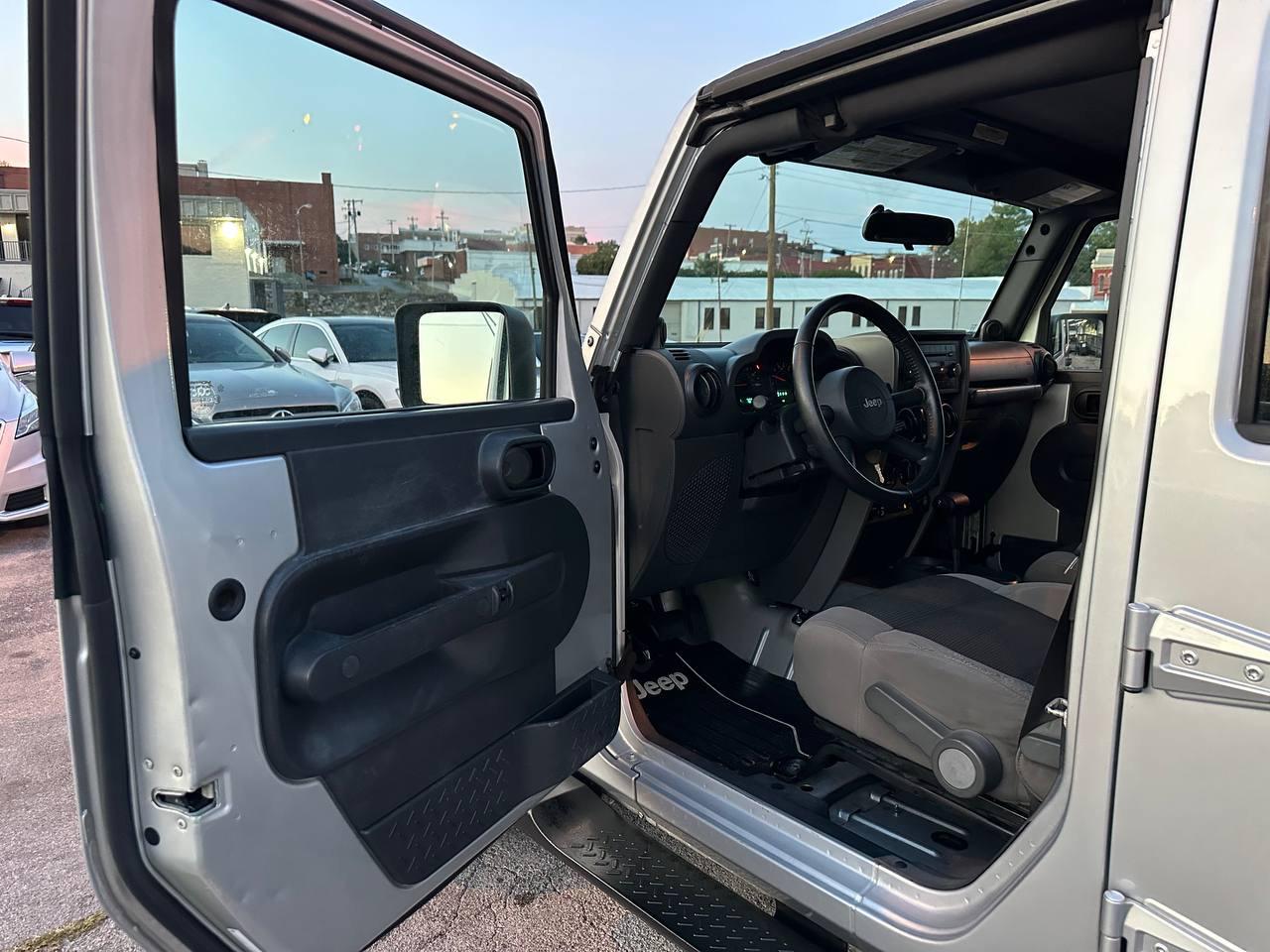 Jeep Wrangler Unlimited X 2WD 2007