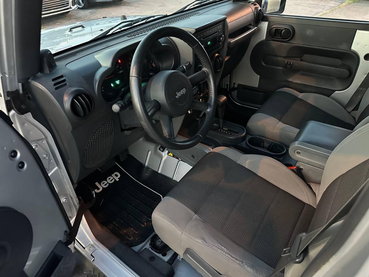 Jeep Wrangler Unlimited X 2WD 2007