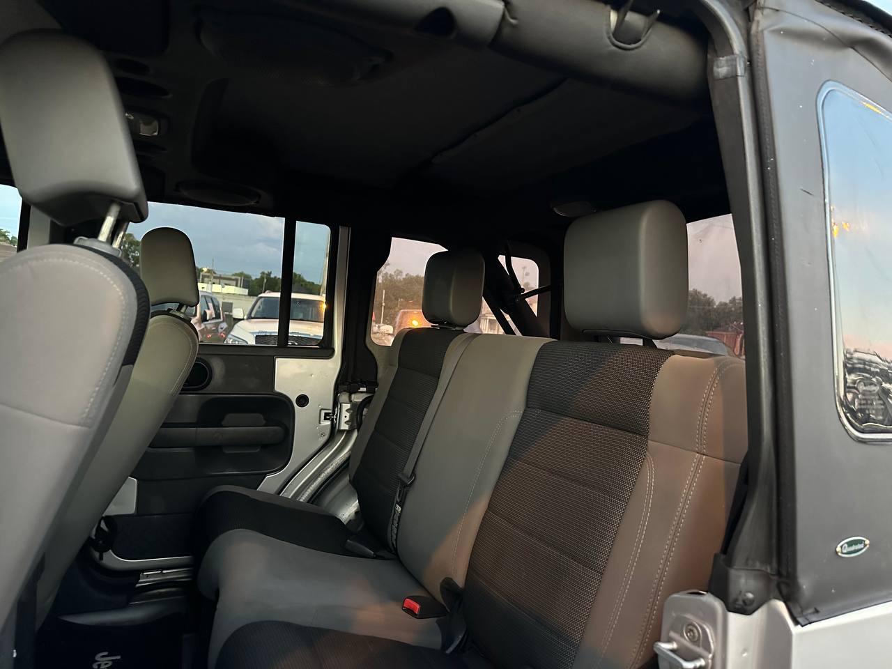 Jeep Wrangler Unlimited X 2WD 2007