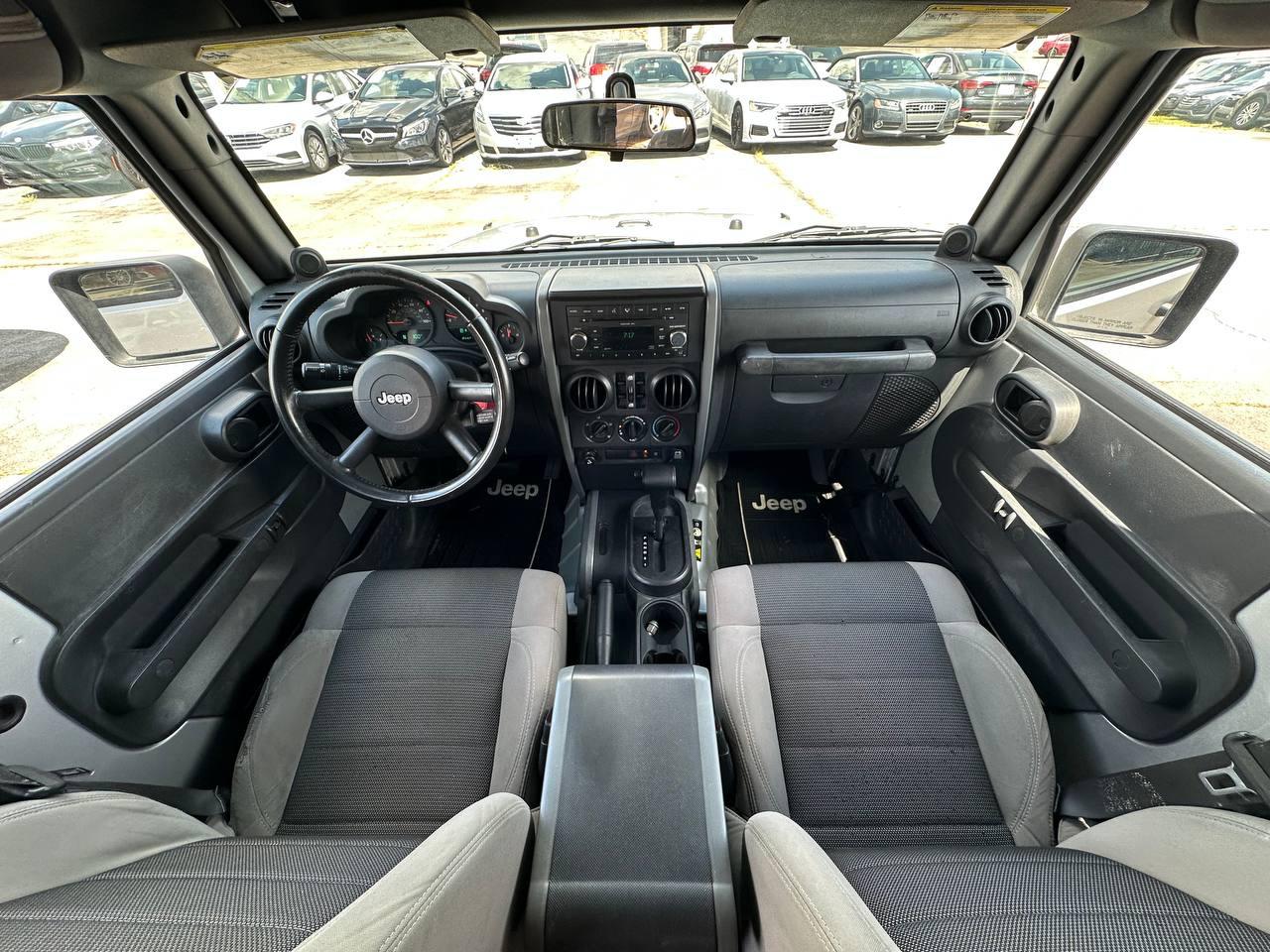 Jeep Wrangler Unlimited X 2WD 2007