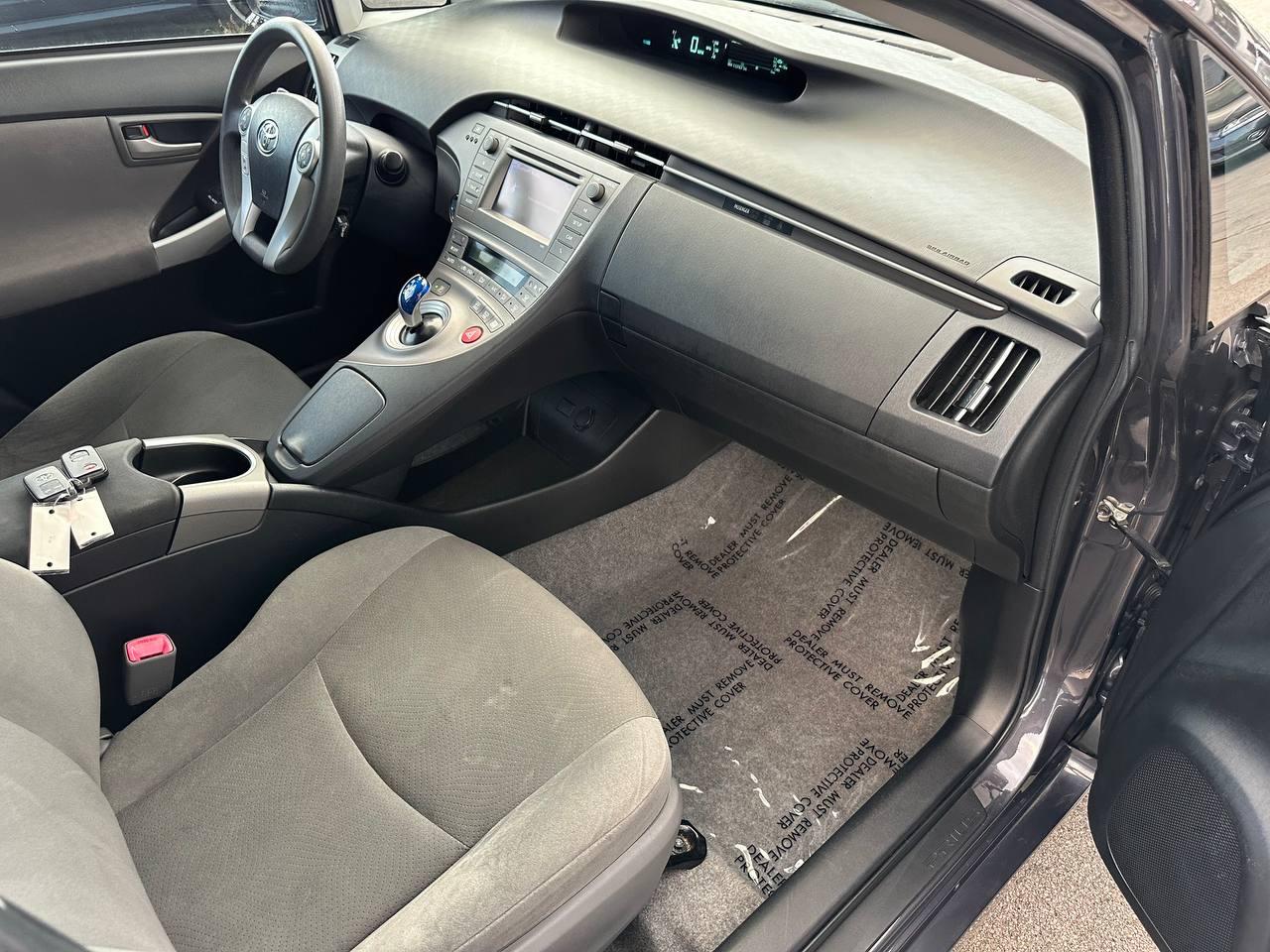 Toyota Prius Prius II 2013
