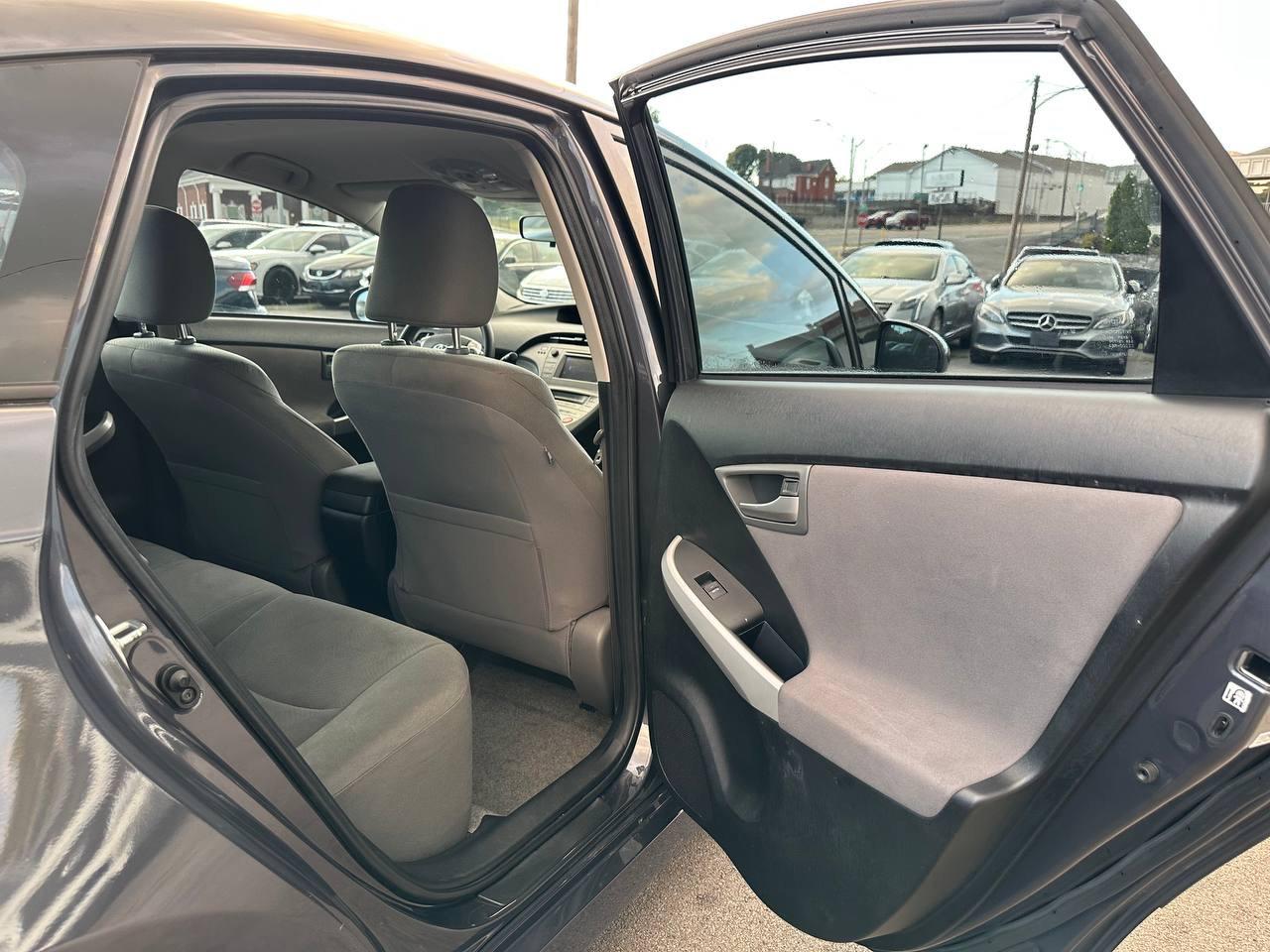 Toyota Prius Prius II 2013