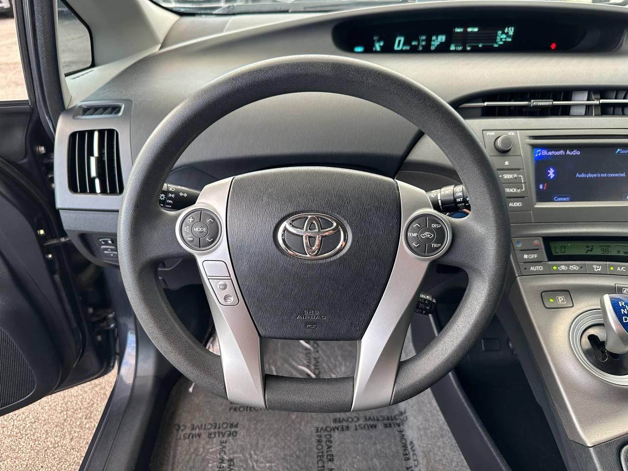 Toyota Prius Prius II 2013