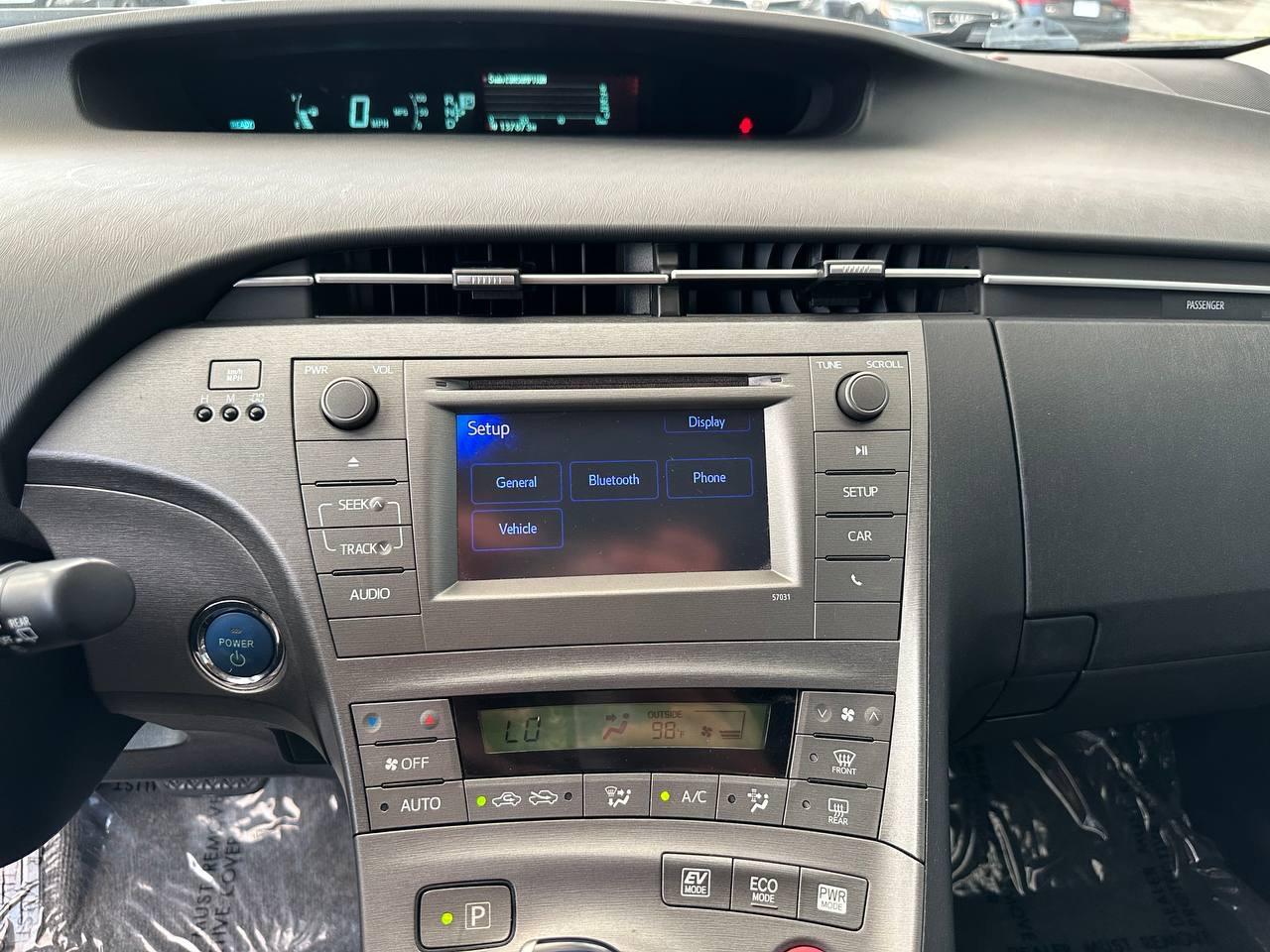 Toyota Prius Prius II 2013
