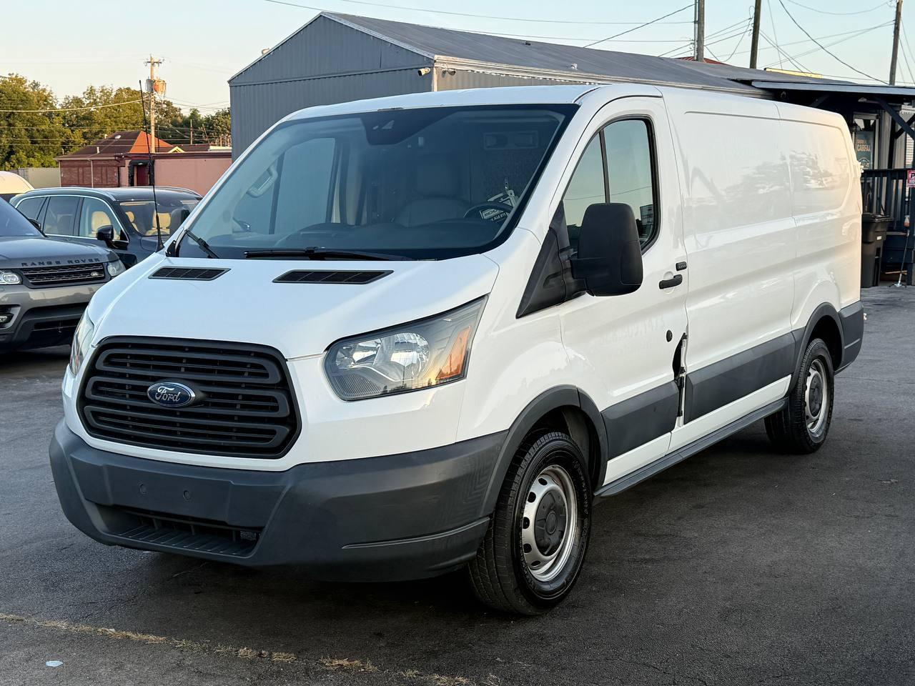 Ford Transit 150 Van Low Roof w/Sliding Pass. 130-in. WB 2016