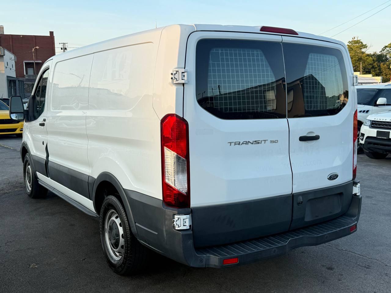 Ford Transit 150 Van Low Roof w/Sliding Pass. 130-in. WB 2016