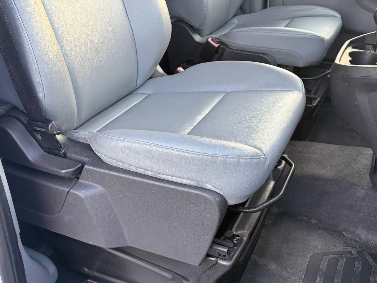 Ford Transit 150 Van Low Roof w/Sliding Pass. 130-in. WB 2016