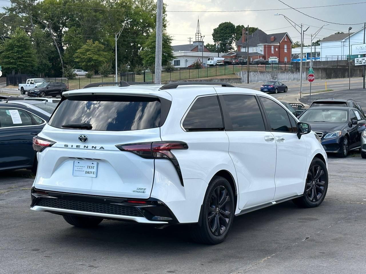 Toyota Sienna XSE 7-Passenger 2022