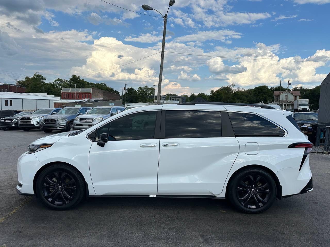 Toyota Sienna XSE 7-Passenger 2022