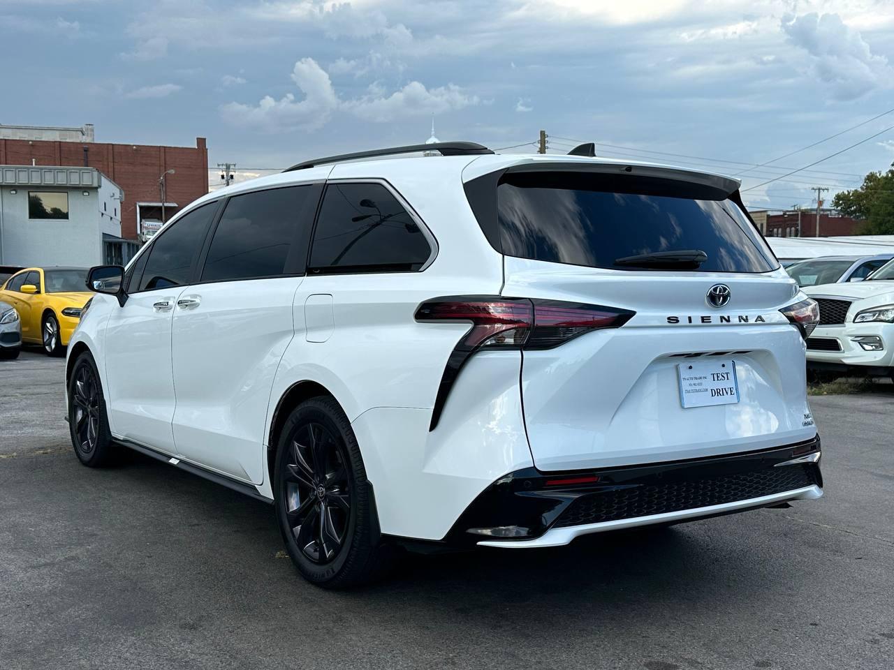 Toyota Sienna XSE 7-Passenger 2022