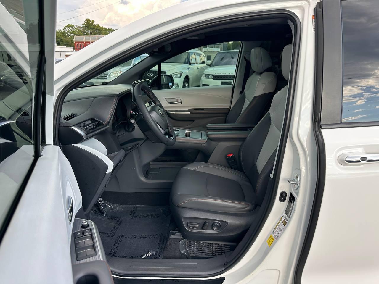 Toyota Sienna XSE 7-Passenger 2022