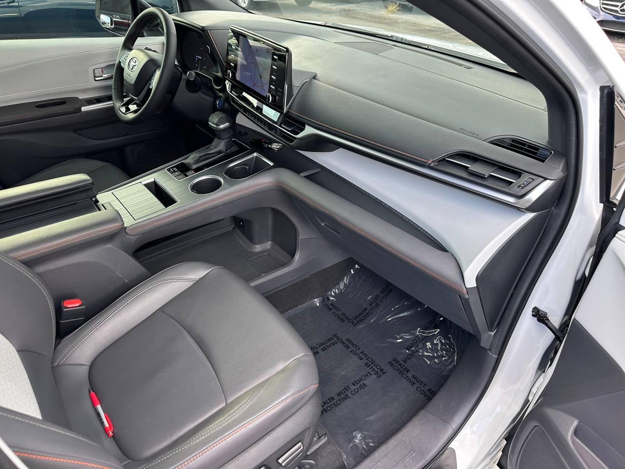 Toyota Sienna XSE 7-Passenger 2022