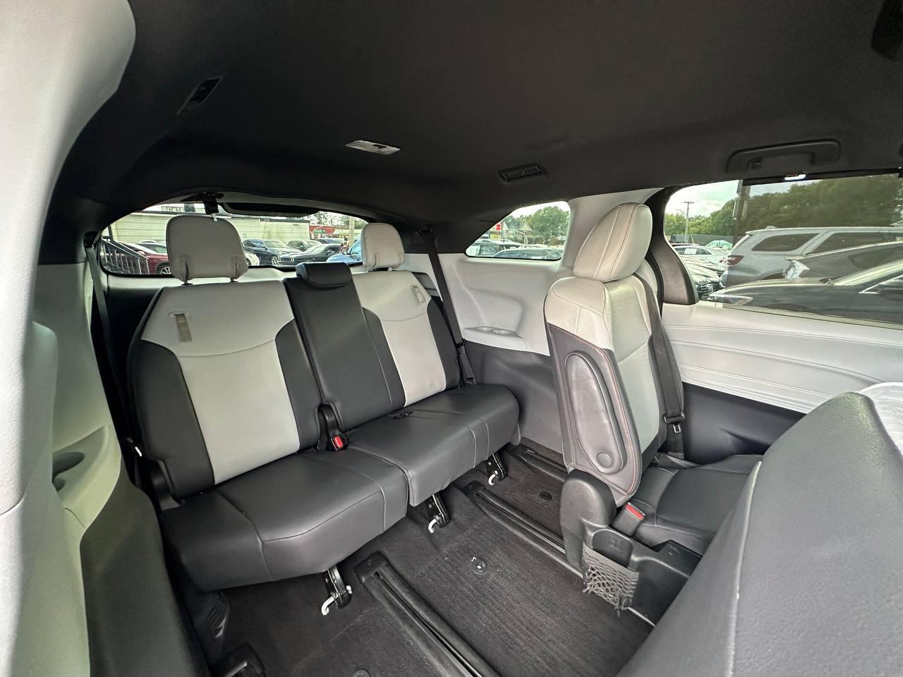 Toyota Sienna XSE 7-Passenger 2022