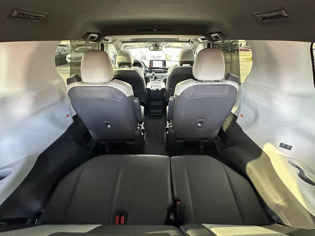 Toyota Sienna XSE 7-Passenger 2022