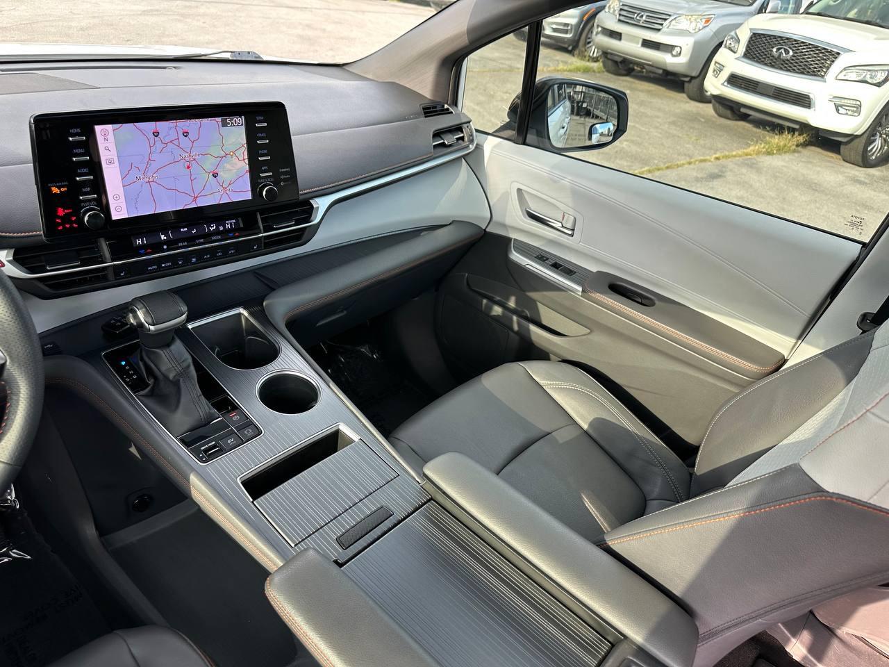 Toyota Sienna XSE 7-Passenger 2022