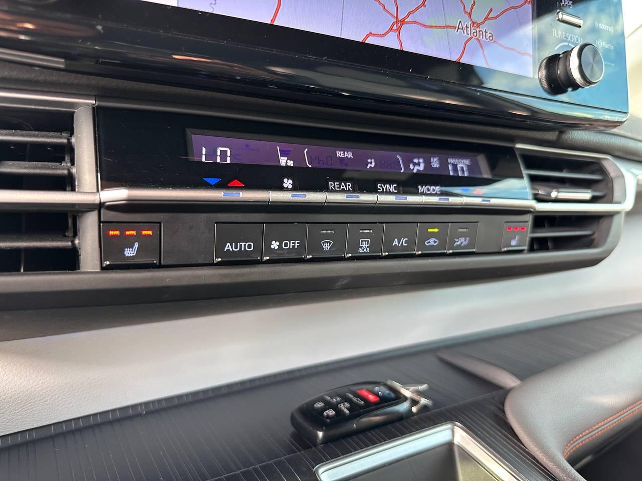 Toyota Sienna XSE 7-Passenger 2022