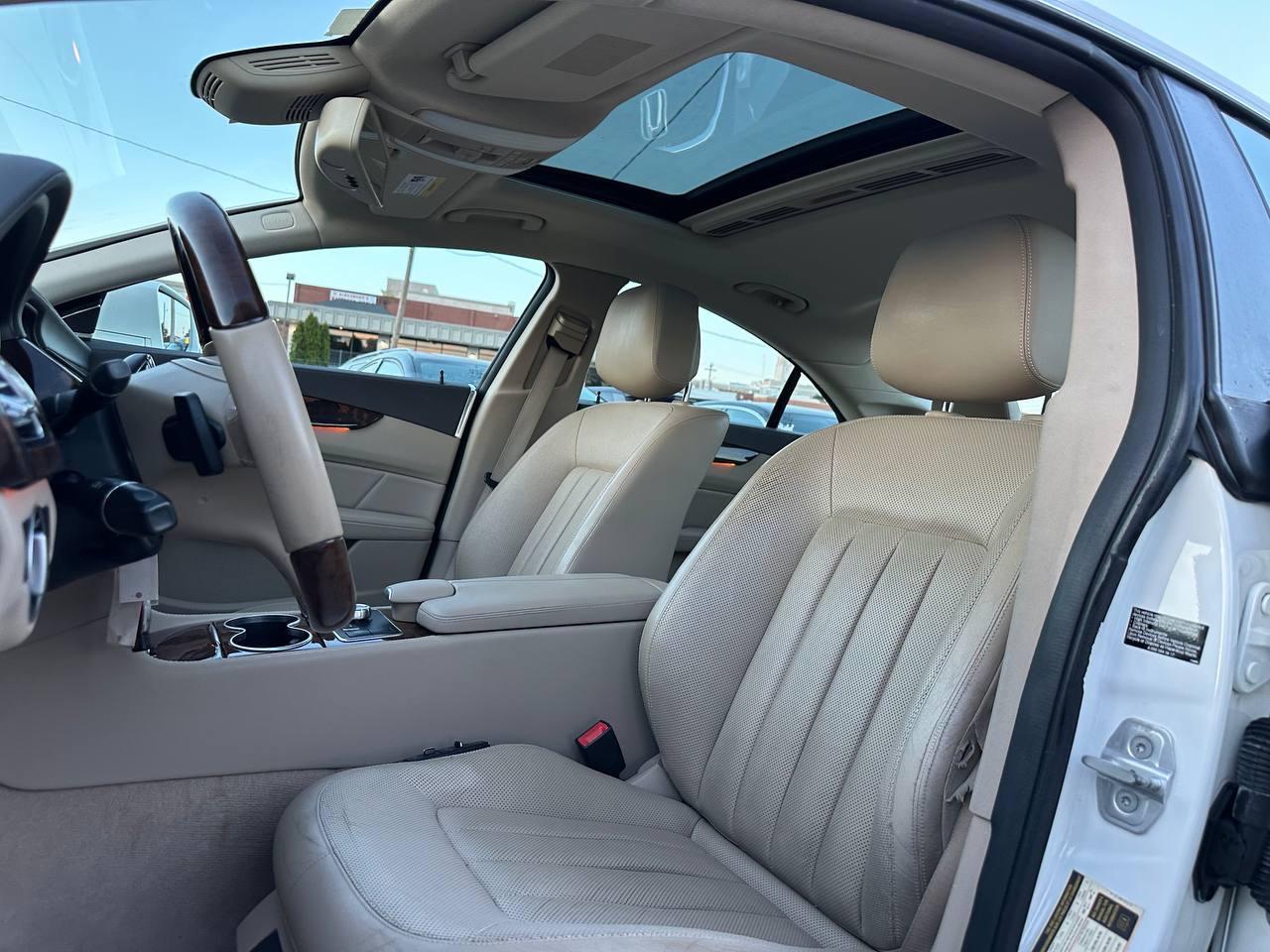Mercedes-Benz CLS-Class CLS550 2012