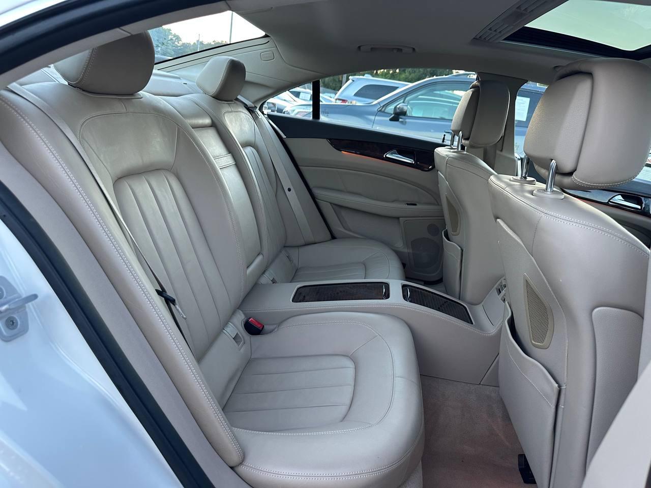Mercedes-Benz CLS-Class CLS550 2012