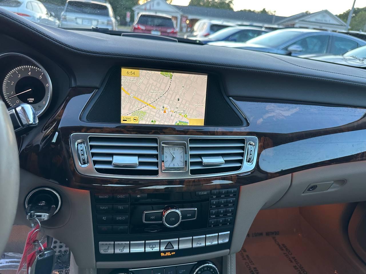 Mercedes-Benz CLS-Class CLS550 2012
