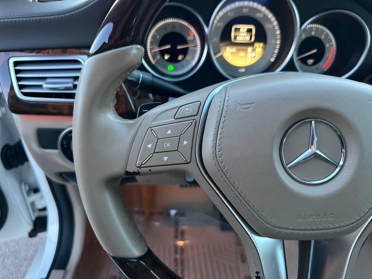 Mercedes-Benz CLS-Class CLS550 2012