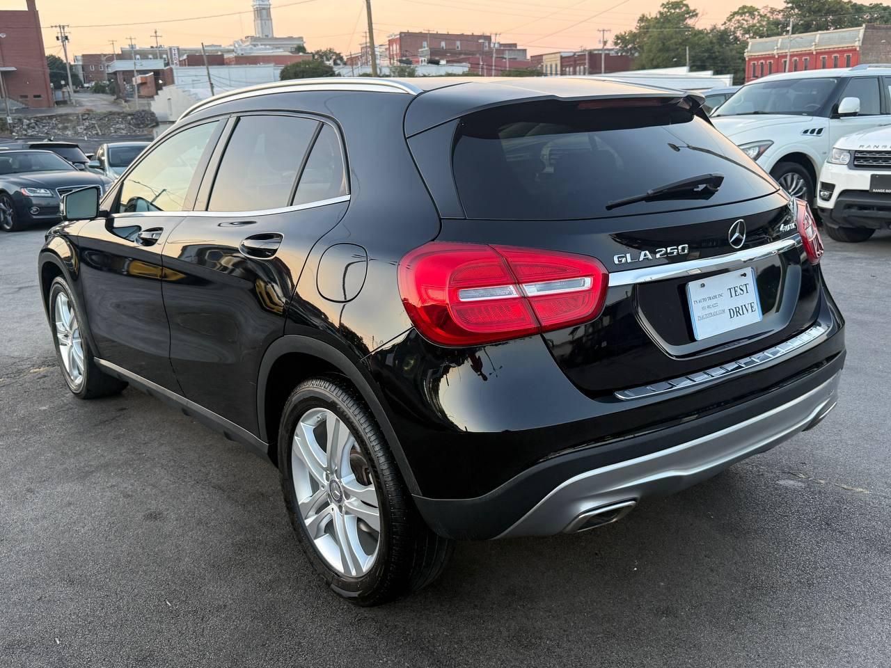 Mercedes-Benz GLA-Class GLA250 4MATIC 2015