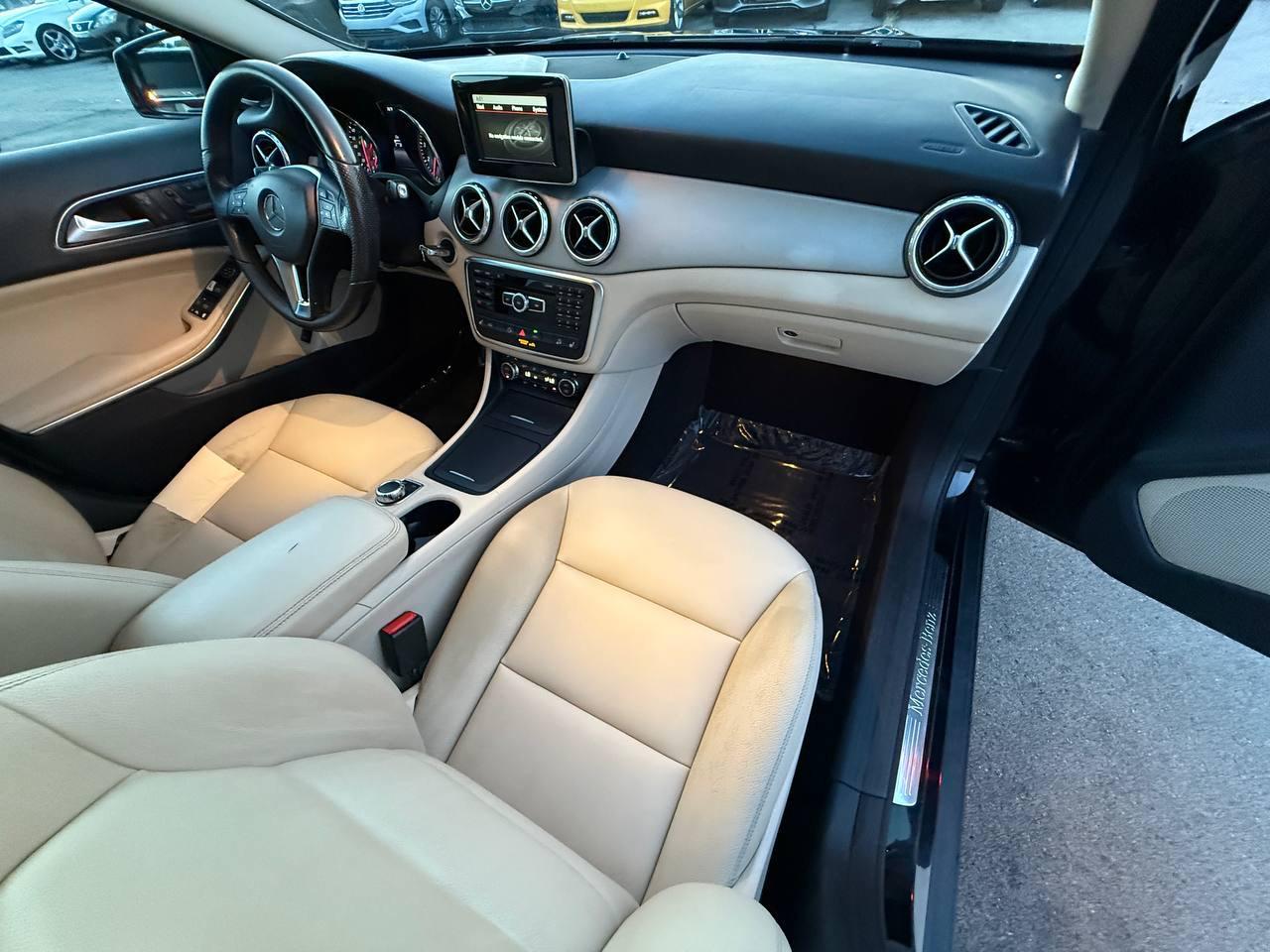 Mercedes-Benz GLA-Class GLA250 4MATIC 2015