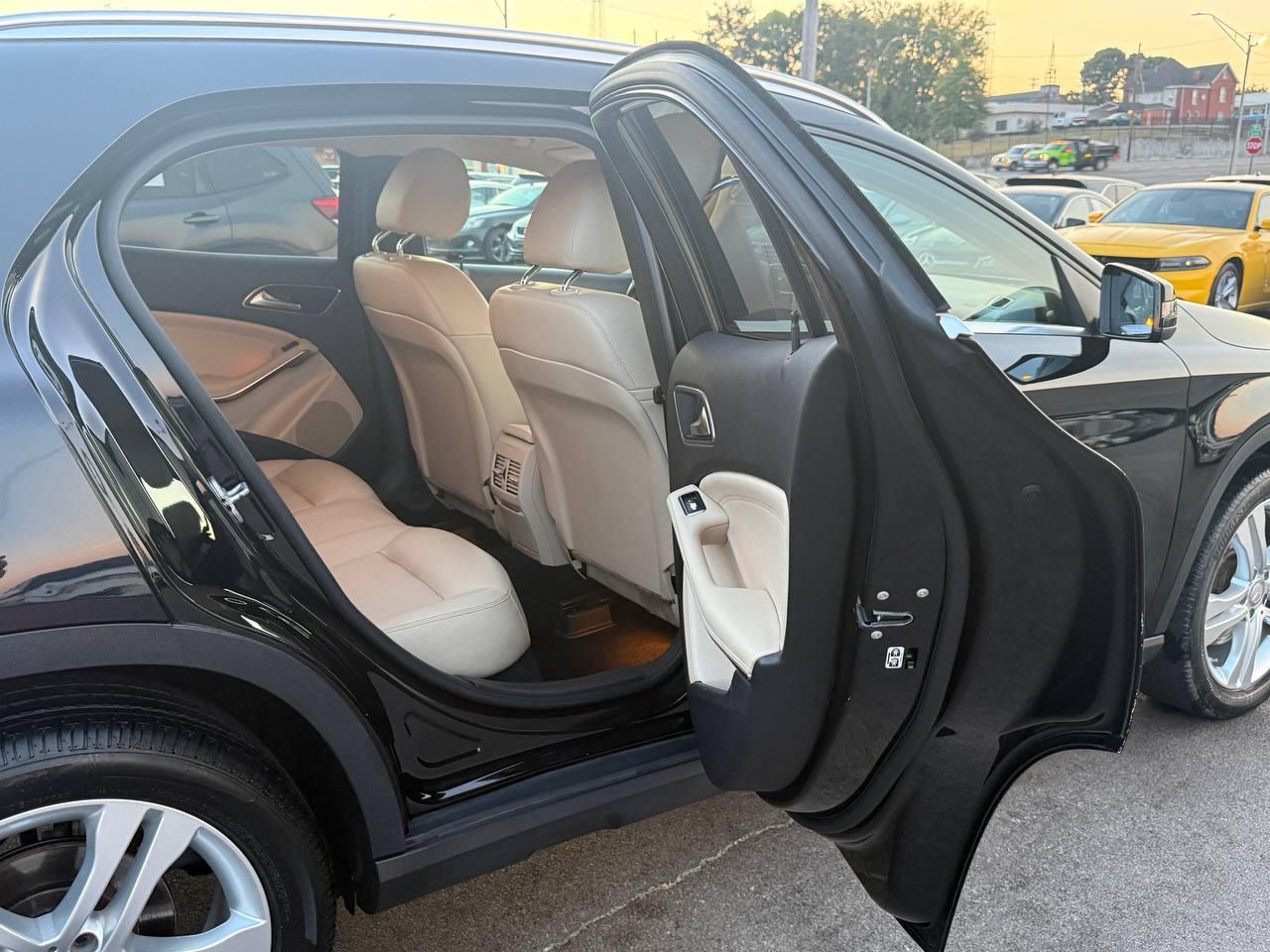 Mercedes-Benz GLA-Class GLA250 4MATIC 2015