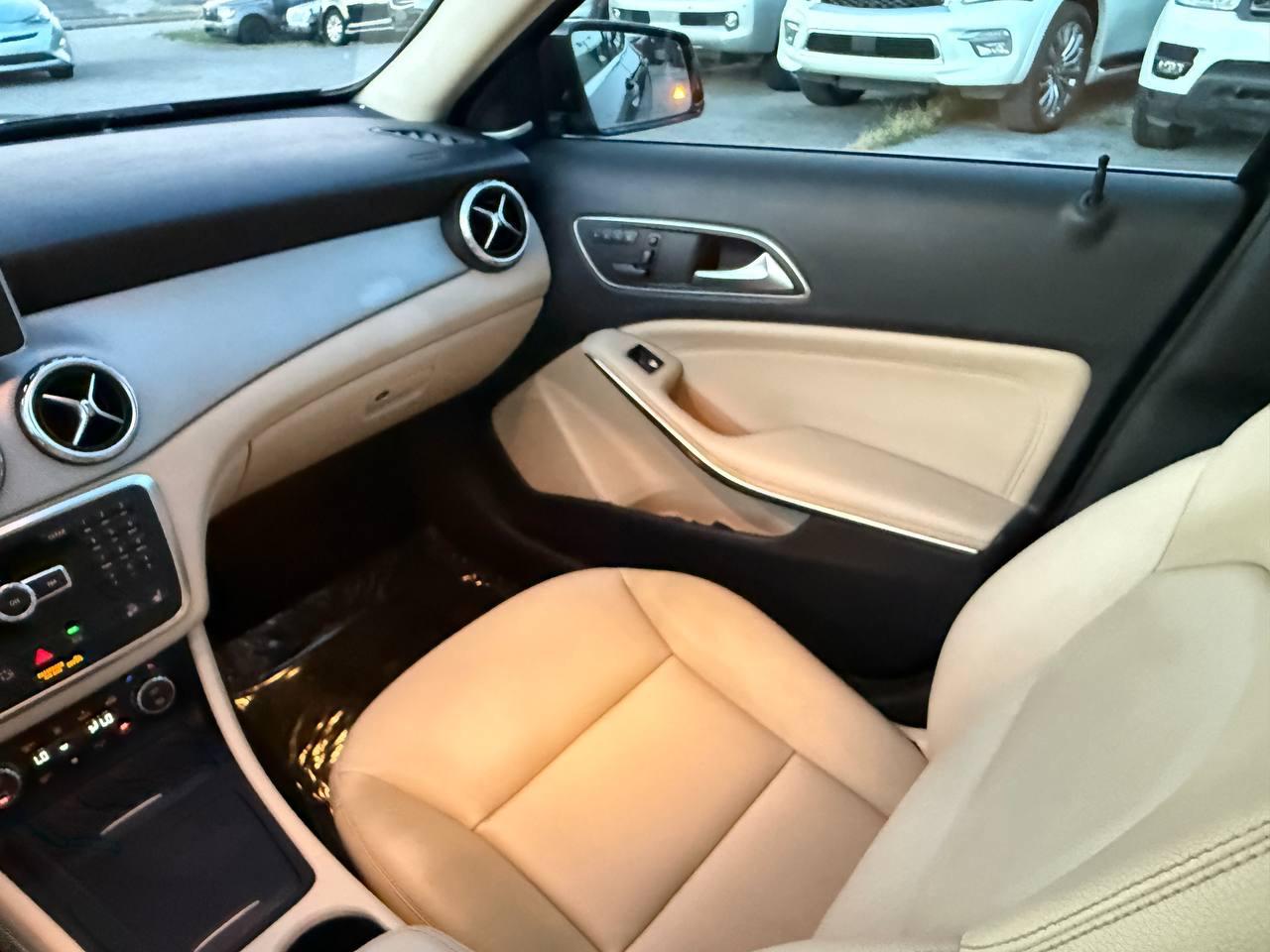 Mercedes-Benz GLA-Class GLA250 4MATIC 2015