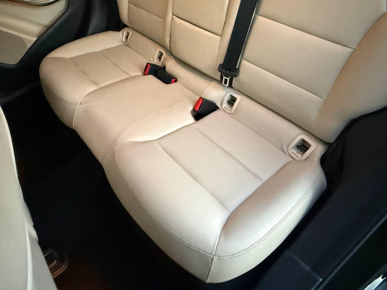 Mercedes-Benz GLA-Class GLA250 4MATIC 2015